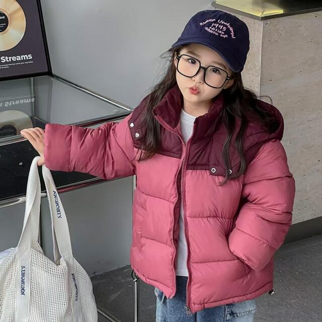 Fashion autumn winter hooded kids puffer jacket (3) Hooded splicing kids puffer jackets manufacturer
