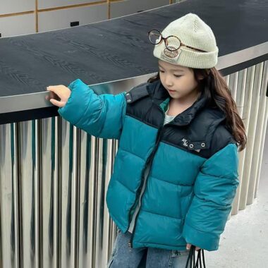 Hooded splicing kids puffer jackets manufacturer