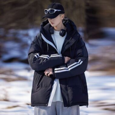 Hooded insulated men’s puffer jackets wholesale
