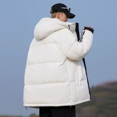 Hooded insulated men’s puffer jackets wholesale