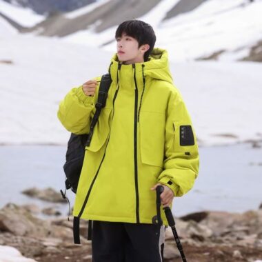 Outdoor fashion men’s puffer jackets supplier