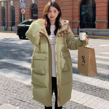 Plus size thick mid-length women’s puffer jackets bulk