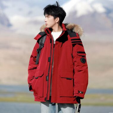 Short thick men’s puffer jackets winter wholesale