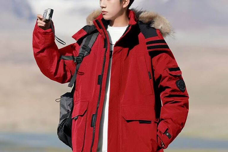 Short thick men’s puffer jackets winter wholesale