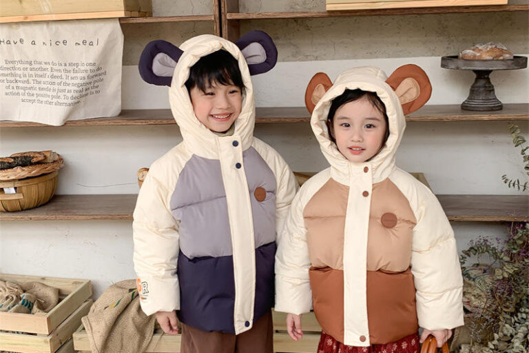 Hooded windproof winter kids puffer jackets factory