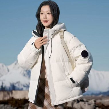 Winter thick warm women’s puffer jackets wholesale