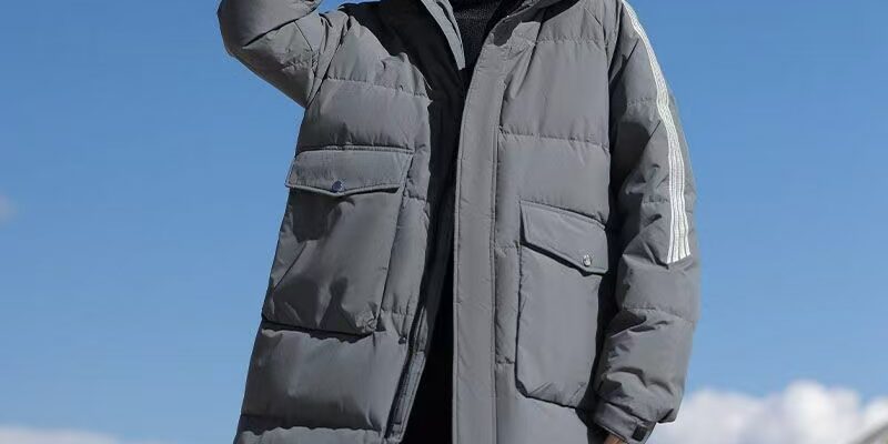 Mid-length thick men’s puffer jackets custom design