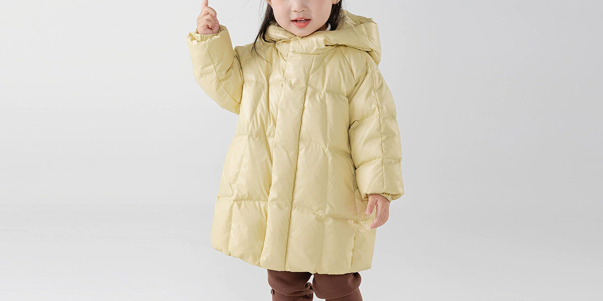 Solid color Korean kids puffer jackets wholesale