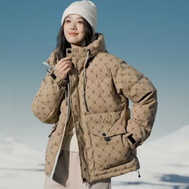 Casual hooded loose women’s puffer jackets wholesale