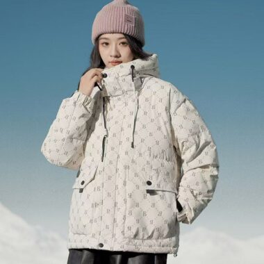 Casual hooded loose women’s puffer jackets wholesale