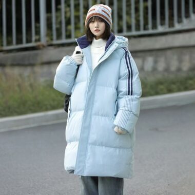 Mid-length hooded women’s puffer jackets wholesale