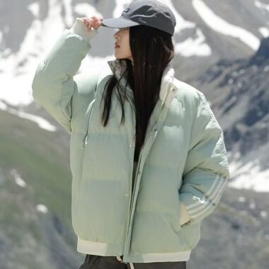 Loose stand collar women’s puffer jackets bulk supply