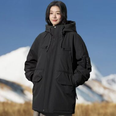 Outdoor winter thick warm women’s puffer jackets factory