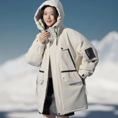 Outdoor winter thick warm women’s puffer jackets factory