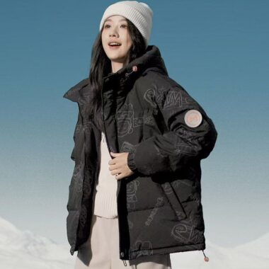 American outdoor windproof warm women puffer jackets