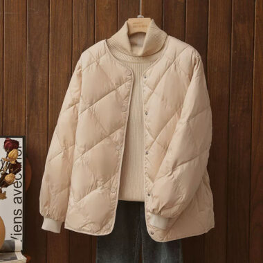 Lightweight quilted loose women puffer jackets