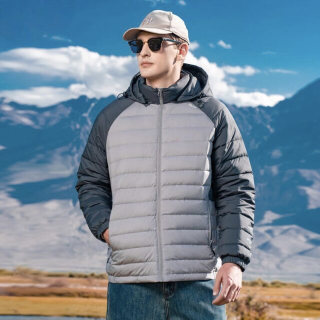 Lightweight warm color block men’s puffer jackets