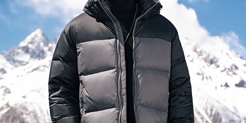 Color contrast hooded warm winter men’s puffer jackets