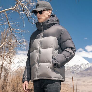 Color contrast hooded warm winter men’s puffer jackets