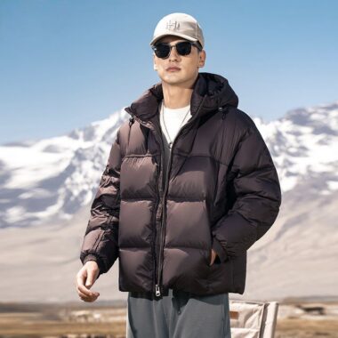 Warm winter hooded men’s puffer jackets