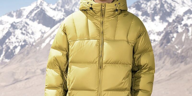 Warm winter hooded men’s puffer jackets