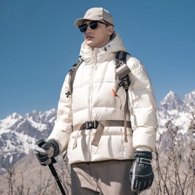 Warm winter hooded men’s puffer jackets