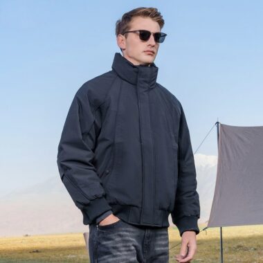 Minimalist loose fit short warm men’s puffer jackets