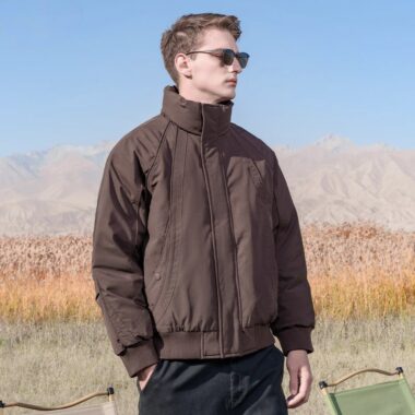 Minimalist loose fit short warm men’s puffer jackets