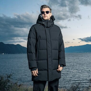 Mid-length winter hooded thick warm men’s puffer jackets