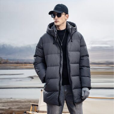 Mid-length hooded warm minimalist men’s puffer jackets