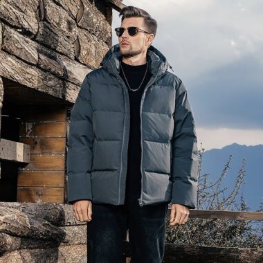 Warm short minimalist hooded men’s puffer jackets