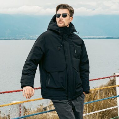 Winter outdoor color block hooded warm men’s puffer jackets