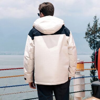 Winter outdoor color block hooded warm men’s puffer jackets