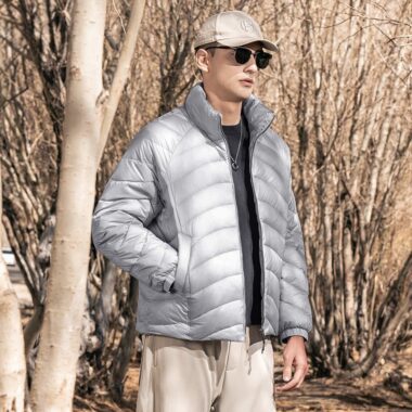 Lightweight winter outdoor short stand collar men’s puffer jackets