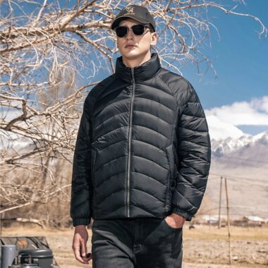 Lightweight winter outdoor short stand collar men’s puffer jackets