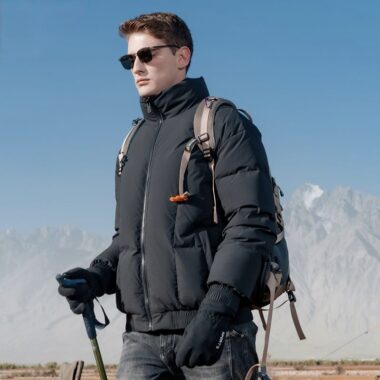 Versatile short stand collar men’s puffer jackets