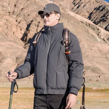 Versatile short stand collar men’s puffer jackets