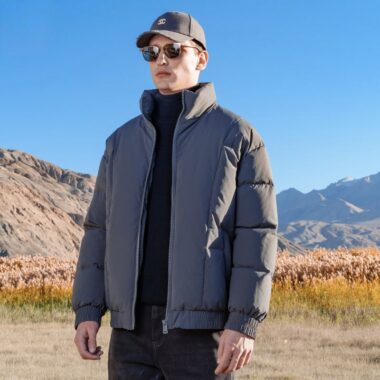 Versatile short stand collar men’s puffer jackets